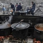 Rencana Israel untuk mendistribusikan bantuan kemanusiaan di Jalur Gaza melalui perusahaan keamanan Amerika yang beroperasi di bawah perlindungan tentara pendudukan telah memicu kecaman lokal dan internasional yang meluas karena implikasi politik dan keamanannya, yang mengancam hakikat kerja kemanusiaan dan semakin memperumit krisis kemanusiaan yang semakin memburuk di Jalur Gaza.